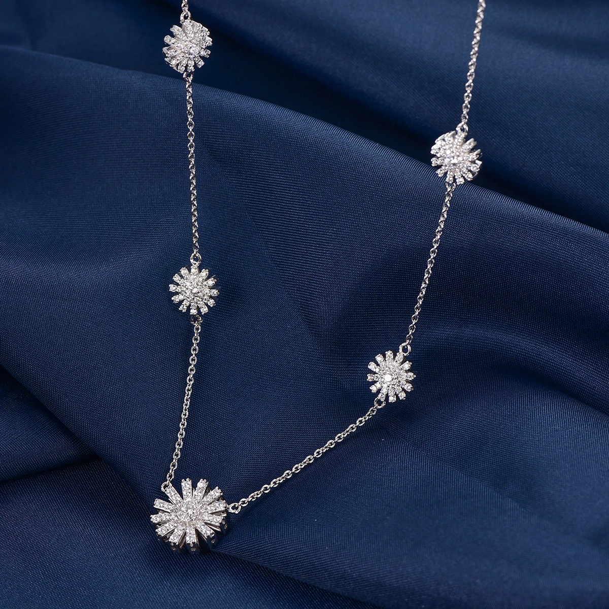 Charming Sunflower / Necklace Silver - Image 4
