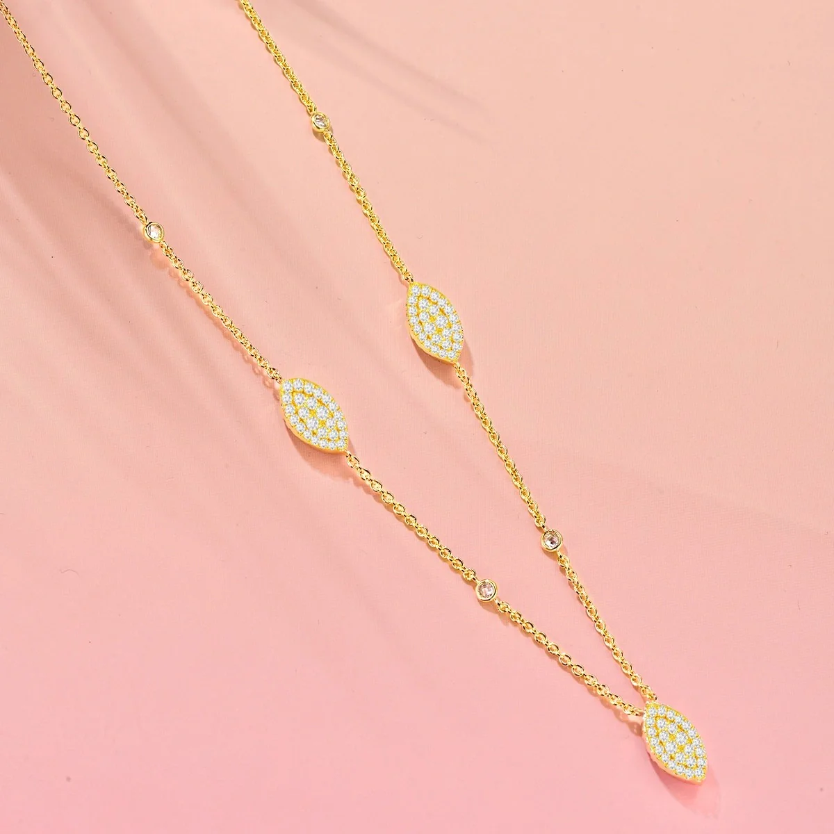 Daisy Leaf / Necklace Gold - Image 4