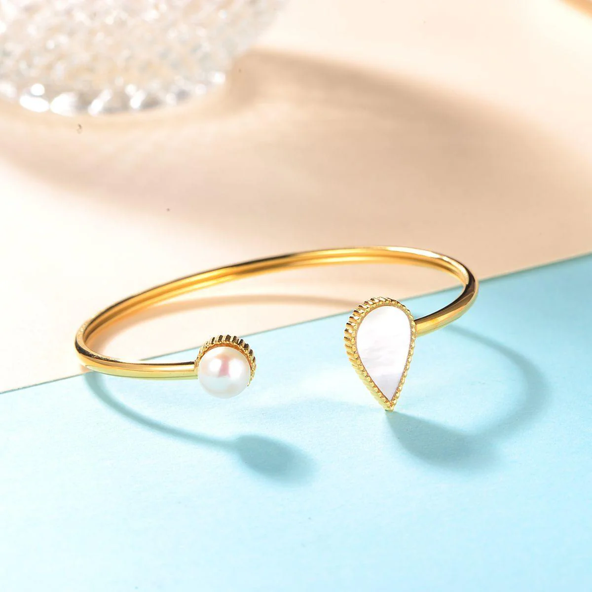 Drop / Bangle Pearl Gold - Image 4