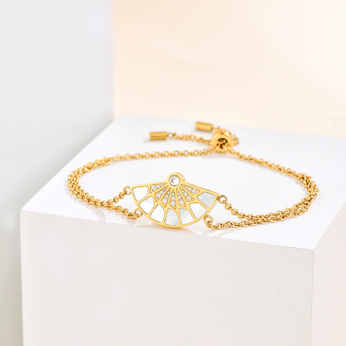 Fan / Bracelet Gold - Image 2