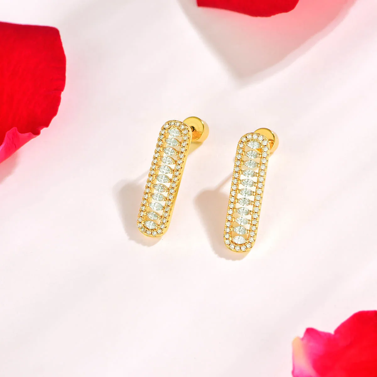 Fyne / Earrings Gold - Image 3