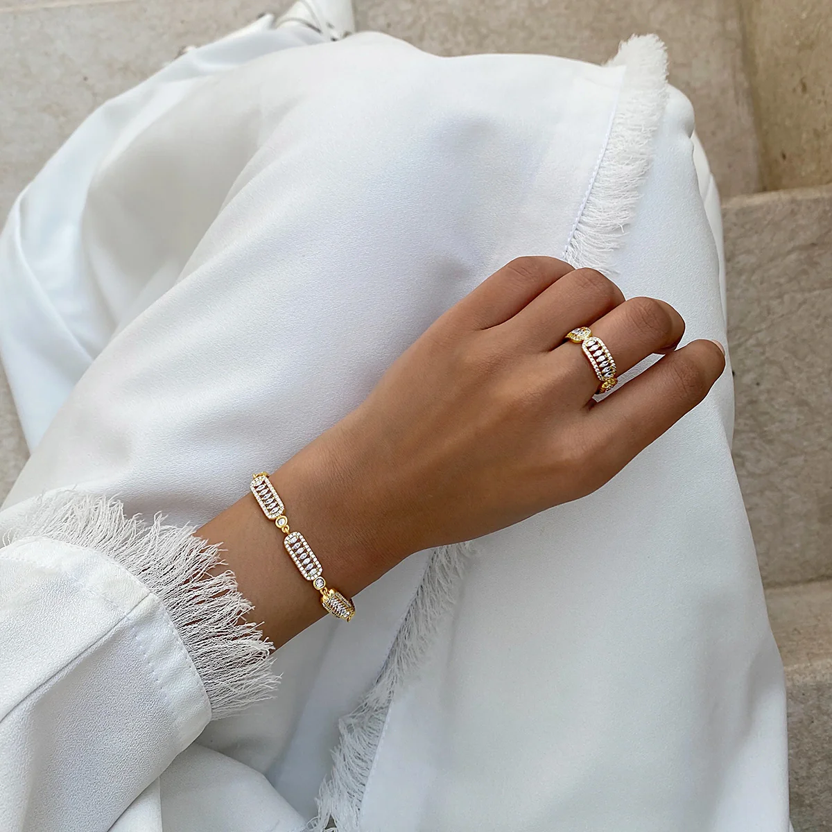 Fyne / Multi Ring Gold - Image 5