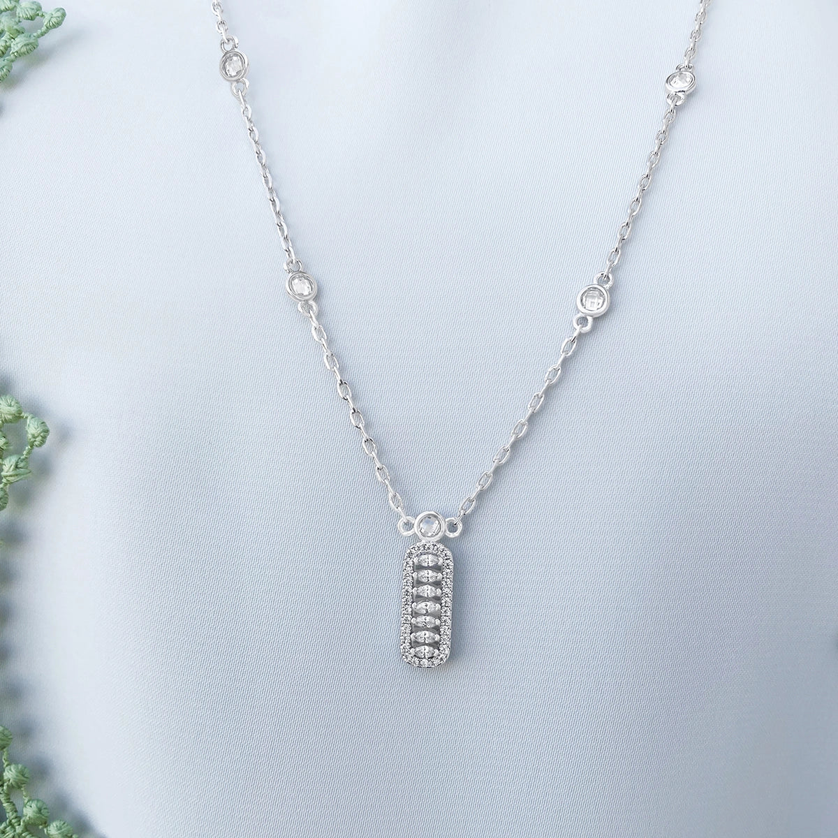 Fyne / Simple Necklace Silver - Image 6