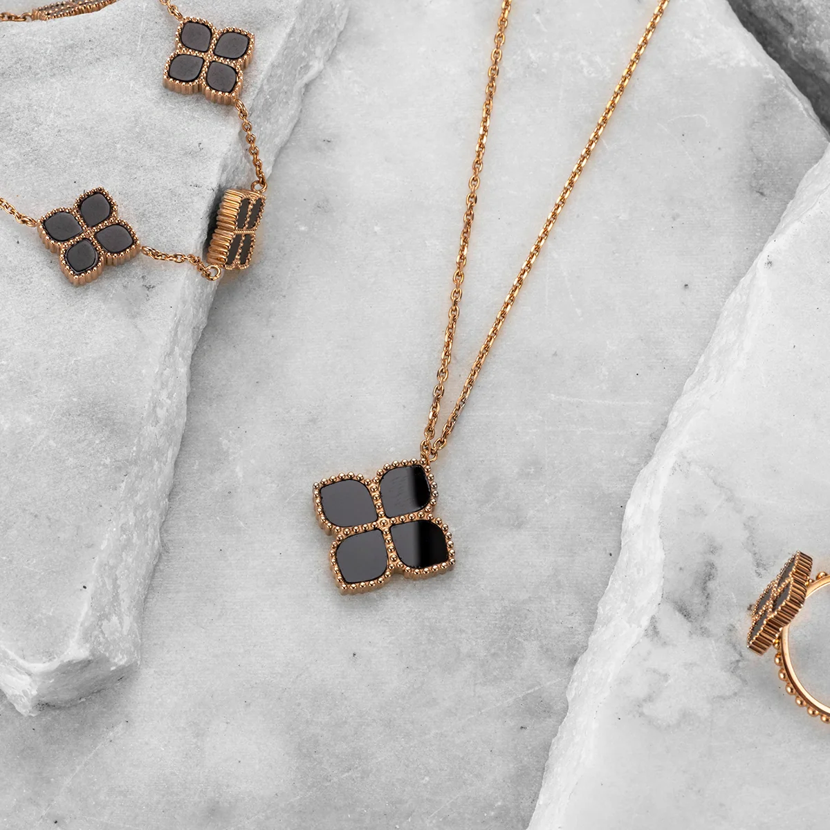 Joory / Necklace Black Gold - Image 4