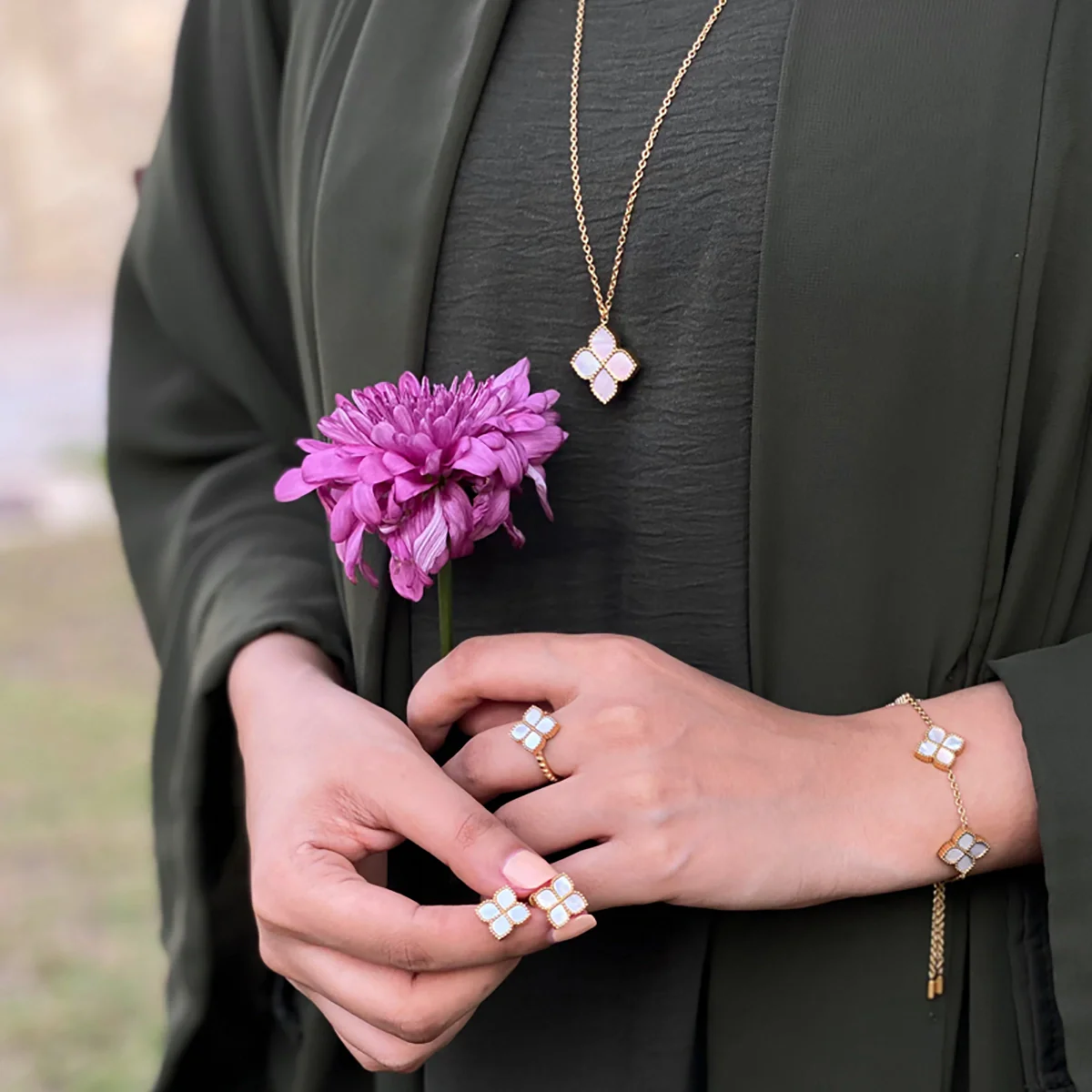 Joory / Set Pearl Gold - Image 9