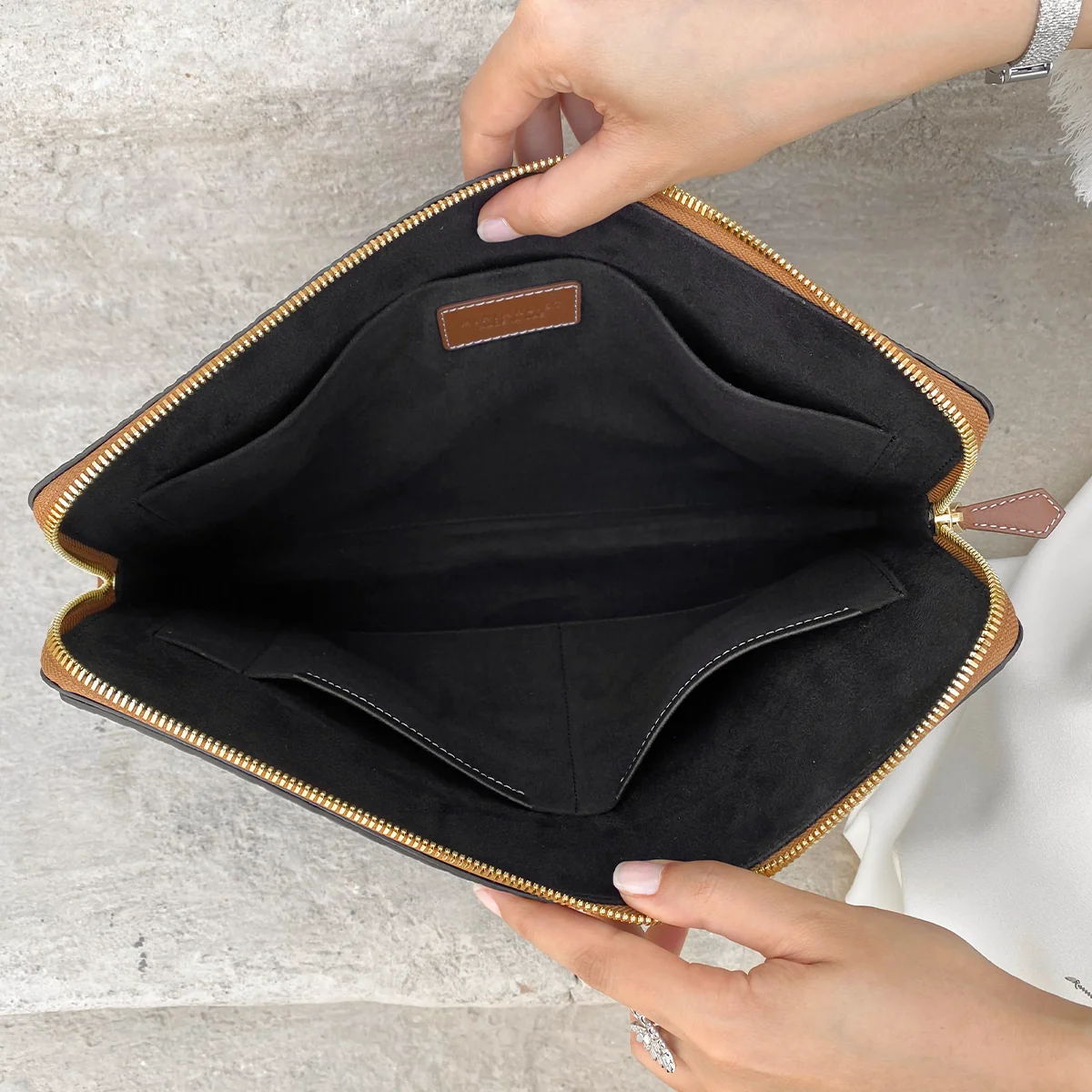 Laptop Sleeve / Black & Tan - Image 8