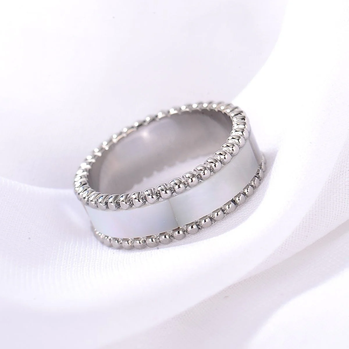 Lulwah Ring / Pearl Silver ( Size 6 ) - Image 3