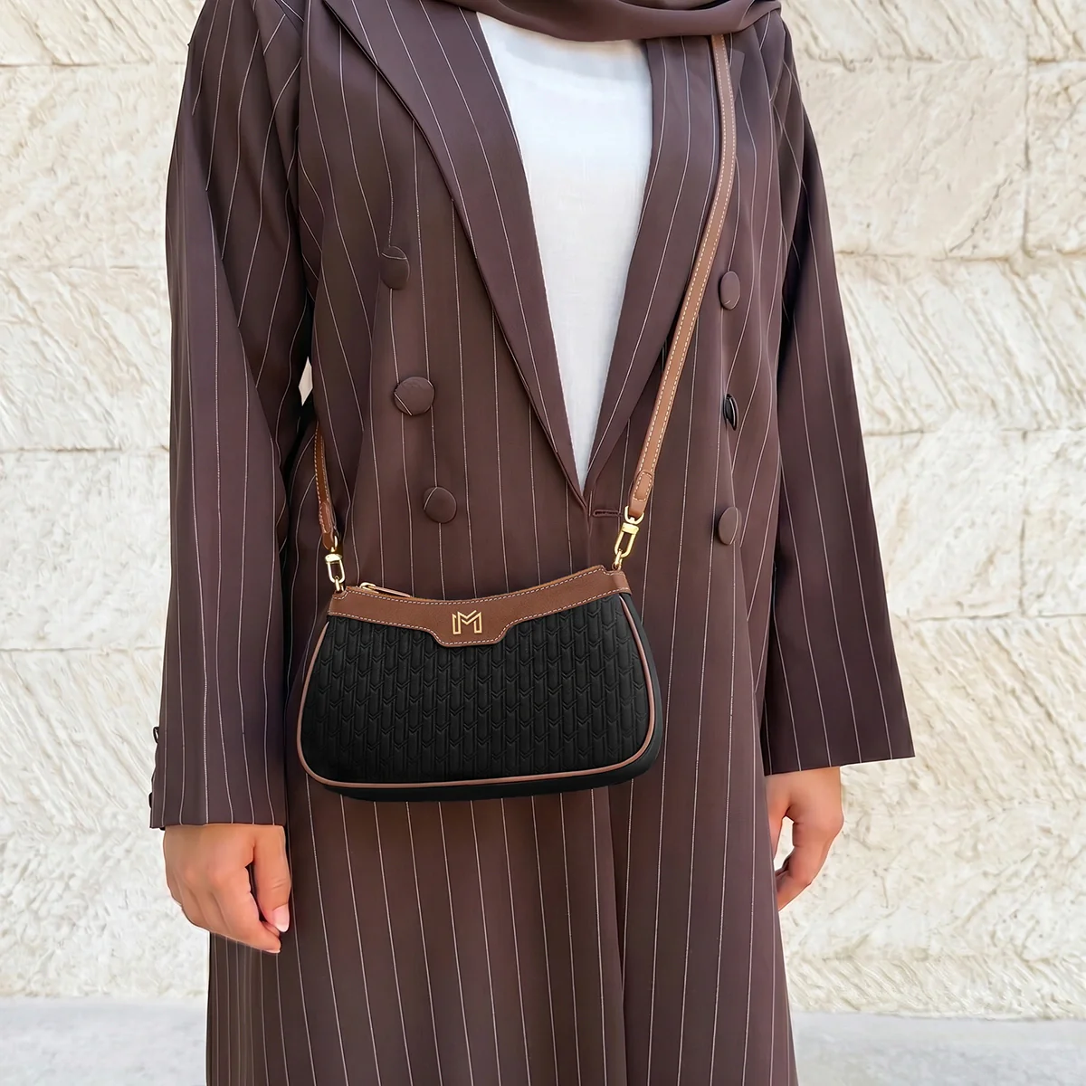 Mahra Handbag / Black & Tan - Image 7