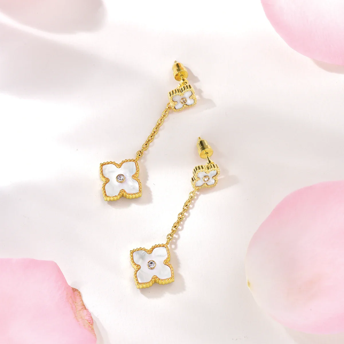 Mini Joory / Earrings Pearl Gold - Image 3