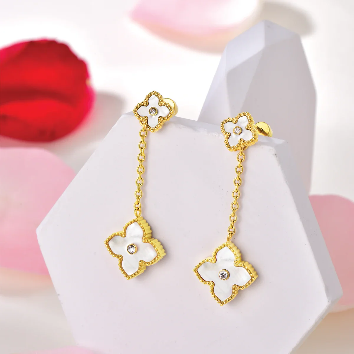 Mini Joory / Earrings Pearl Gold - Image 4