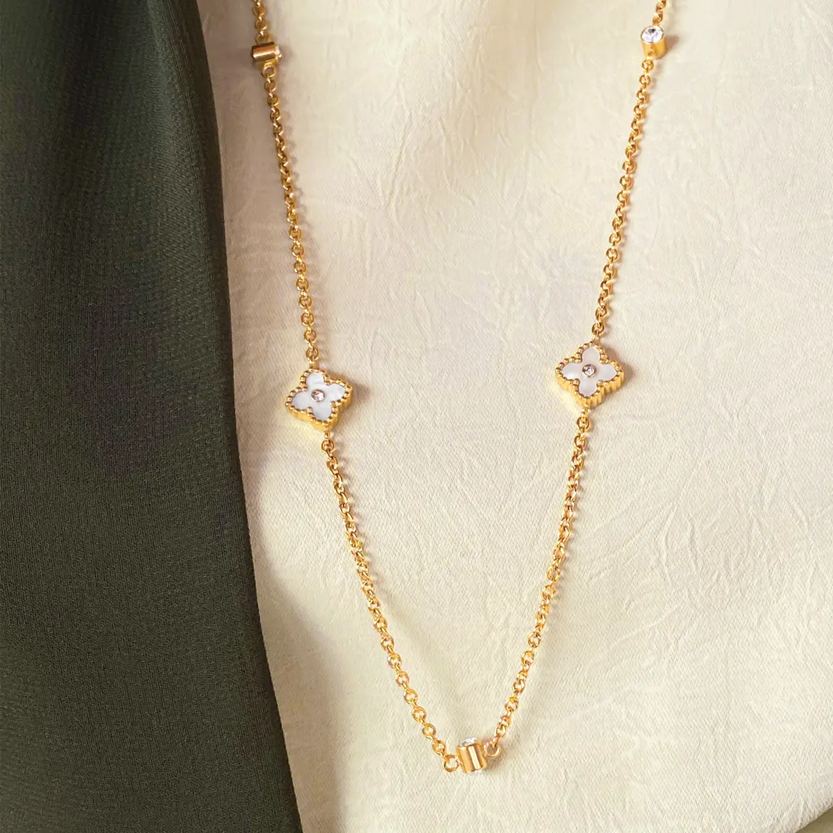 Mini Joory / Necklace Pearl Gold - Image 7