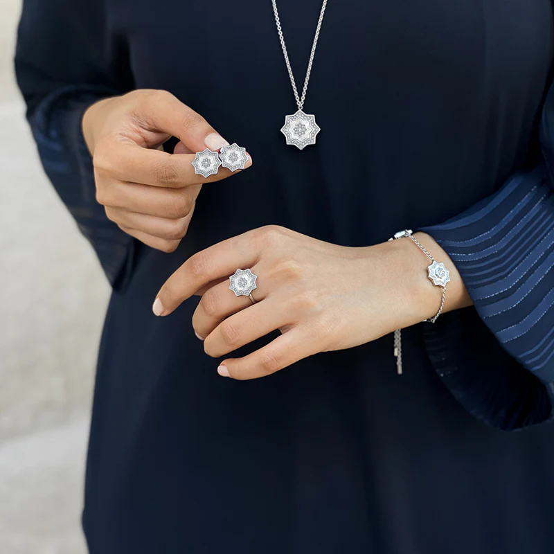 Najm / Necklace Pearl Silver - Image 4