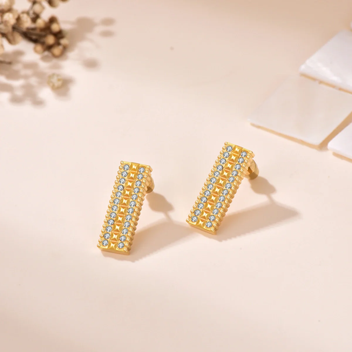 Noora / Earrings Gold - Image 3