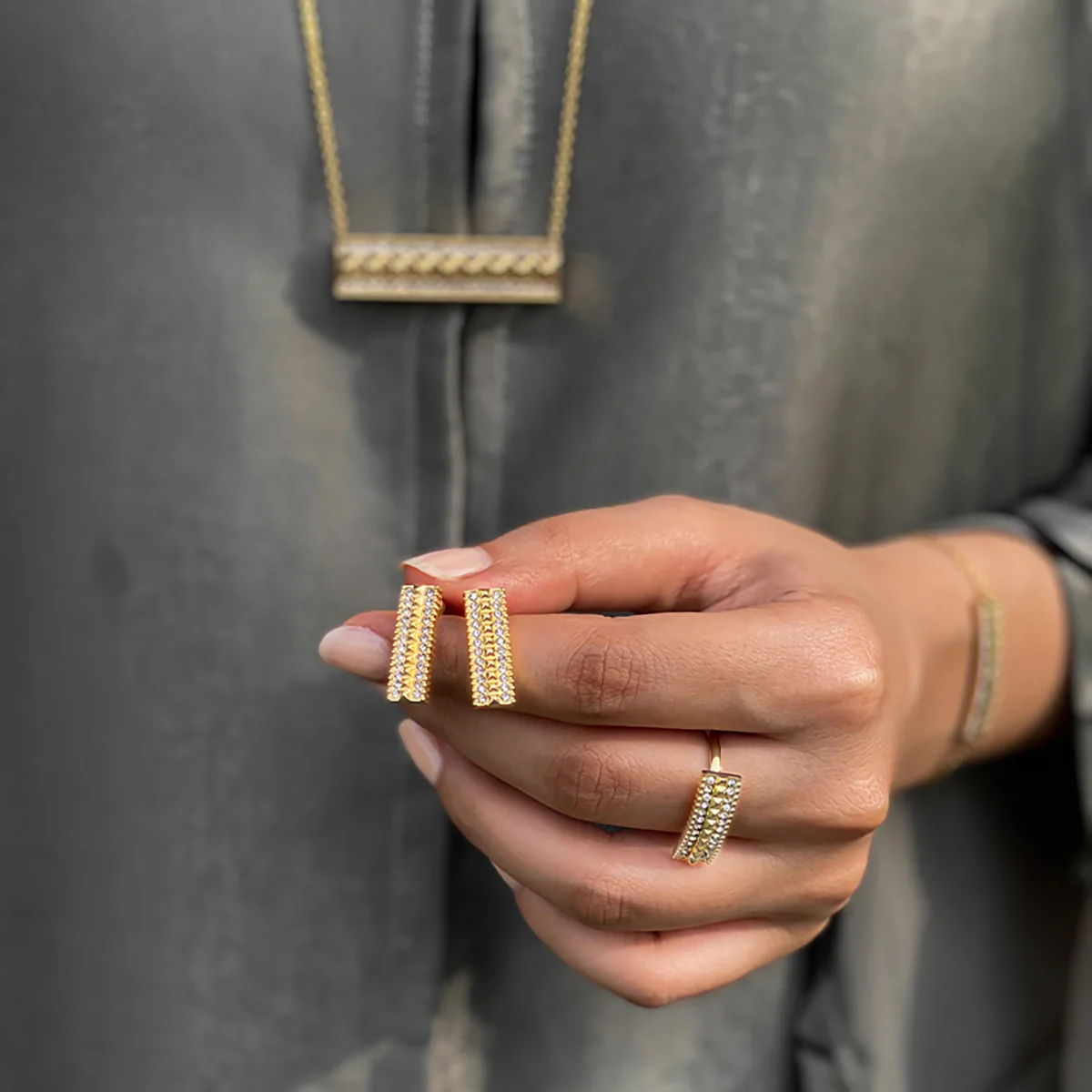 Noora / Earrings Gold - Image 7