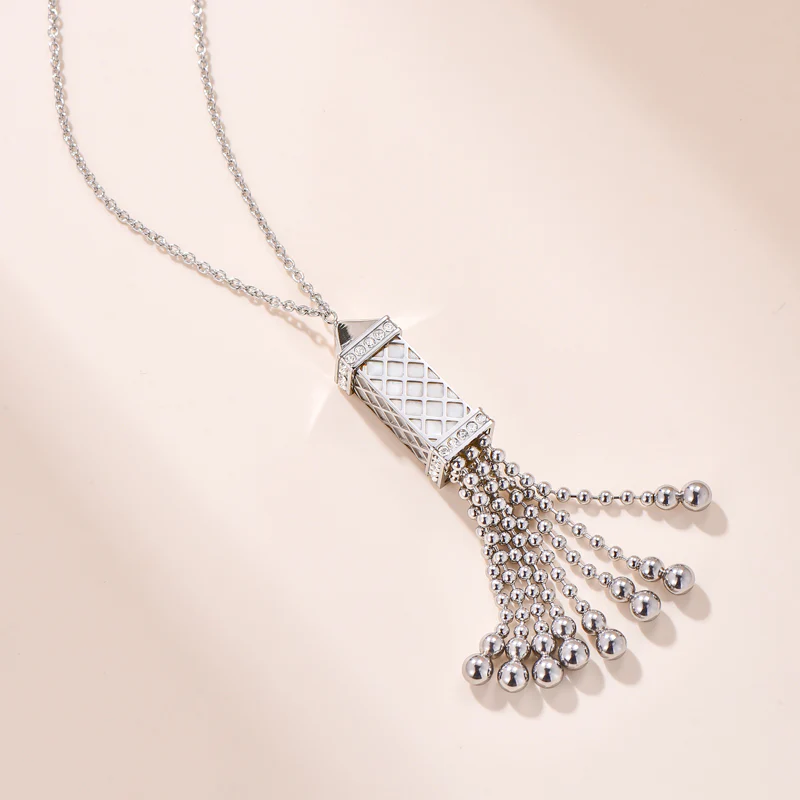 Tassel / Necklace Pearl Silver - Image 4