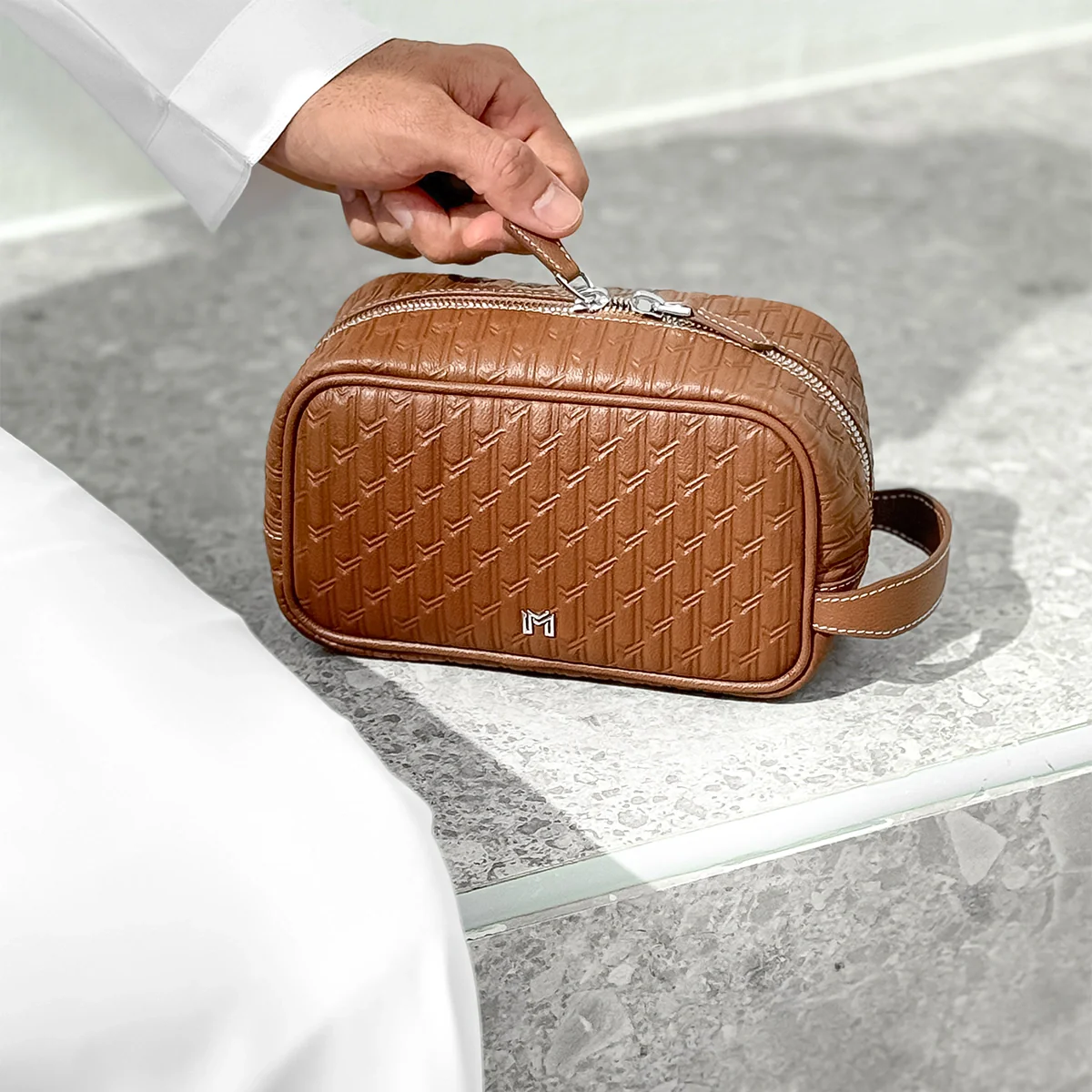 Travel Pouch Tan / Silver - Image 5