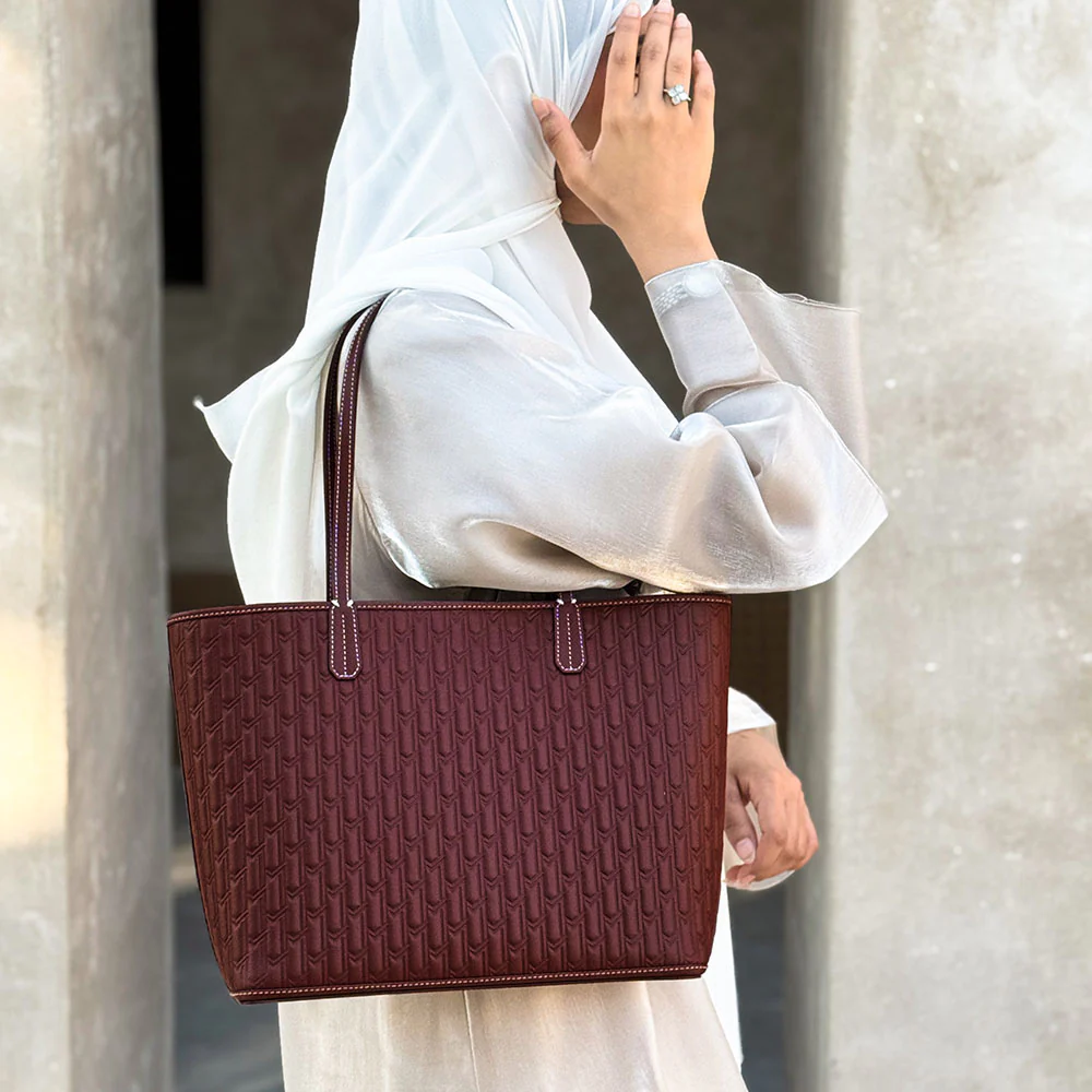 Travel Tote / Burgundy - Image 7