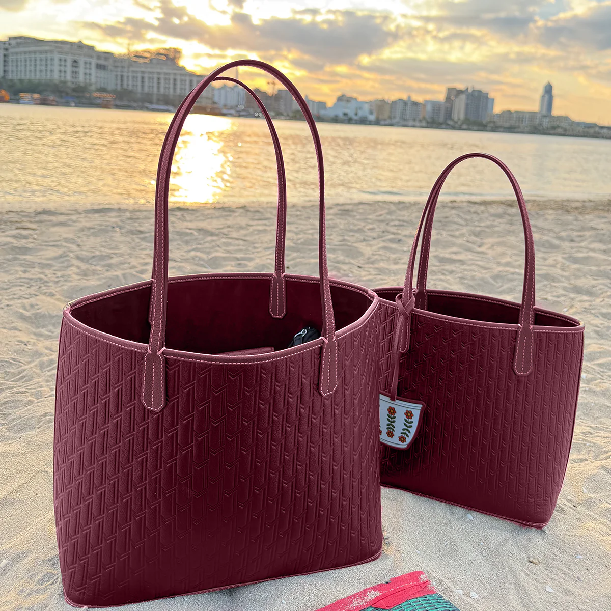 Travel Tote / Burgundy - Image 5