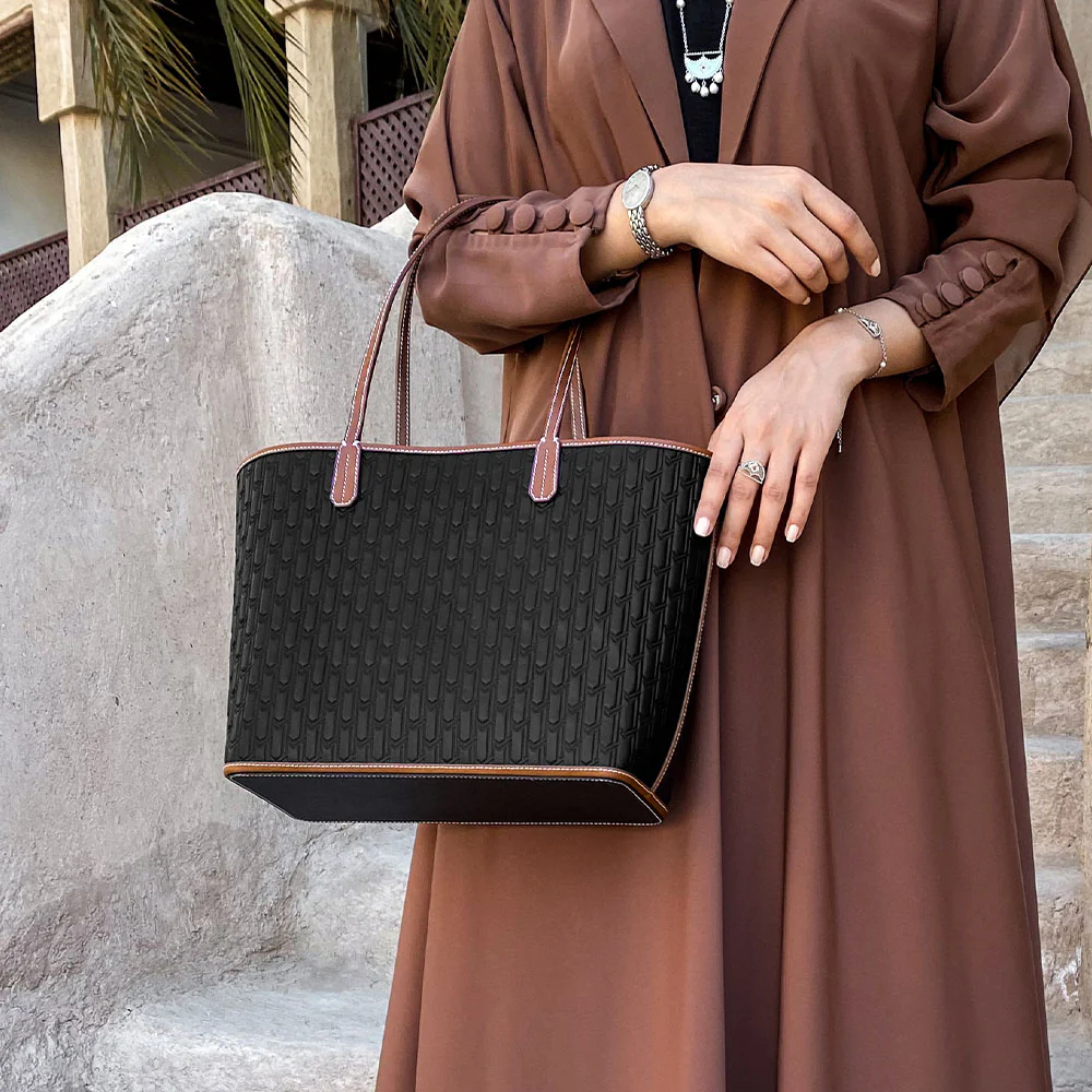Travel Tote / Black and Tan - Image 6