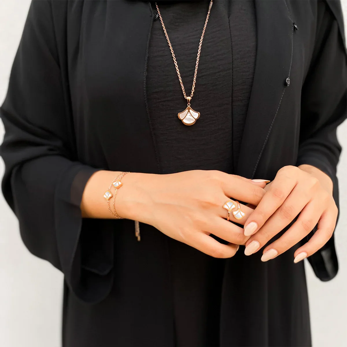 Tulip / Bracelet Pearl Rose Gold - Image 7