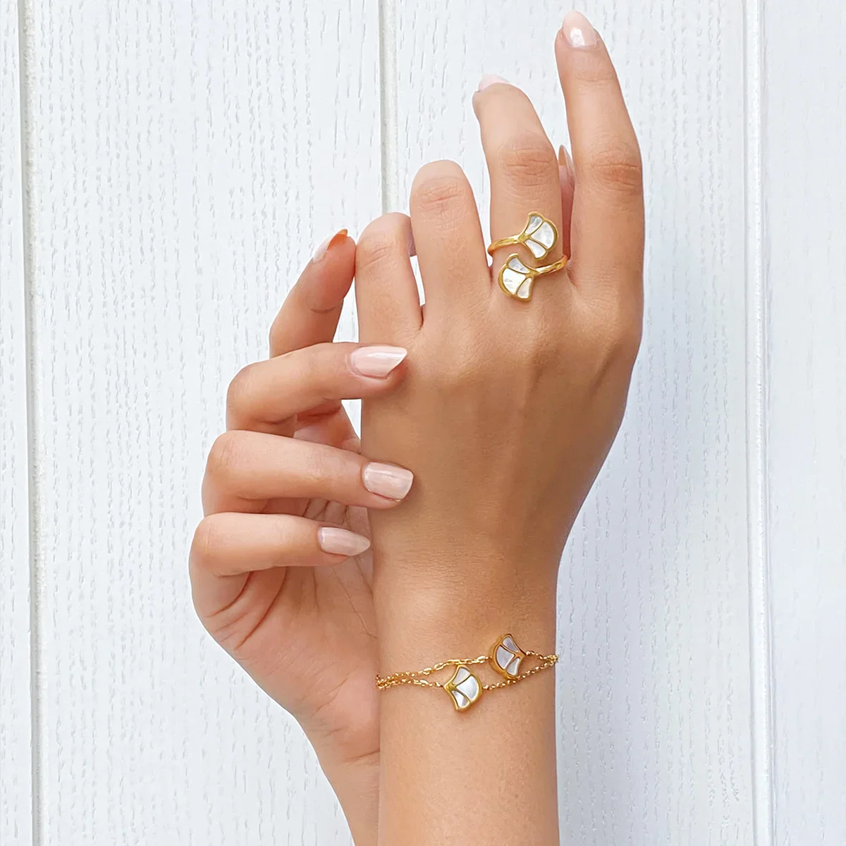 Tulip / Ring Pearl Gold - Image 4