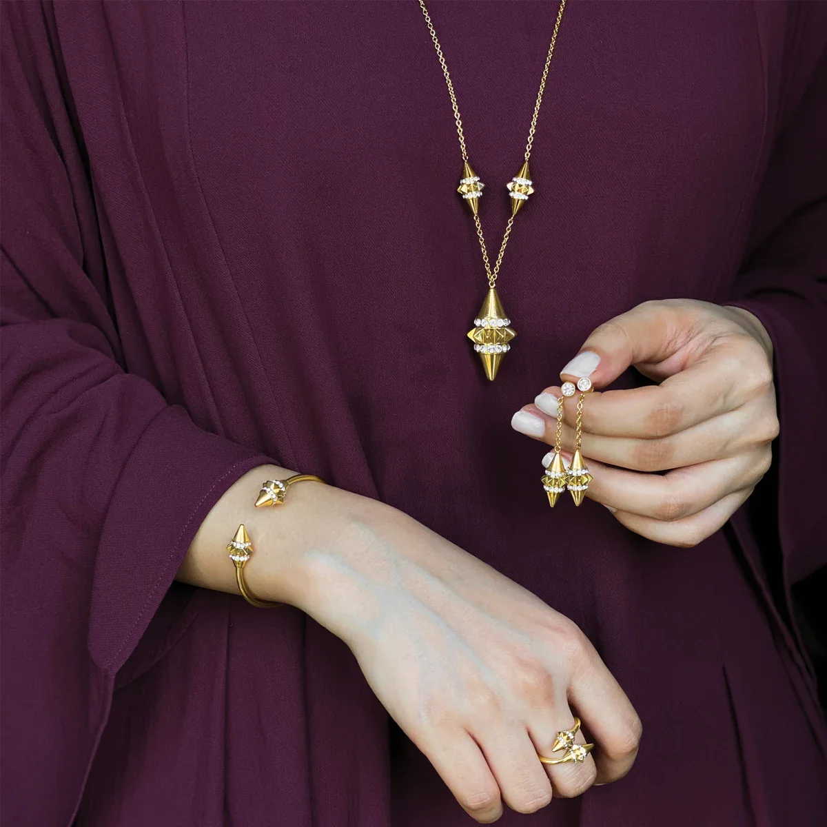 Turath / Earrings Gold - Image 7