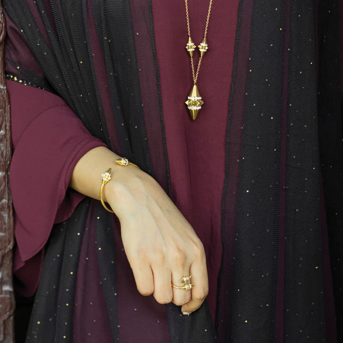 Turath / Necklace Gold - Image 7